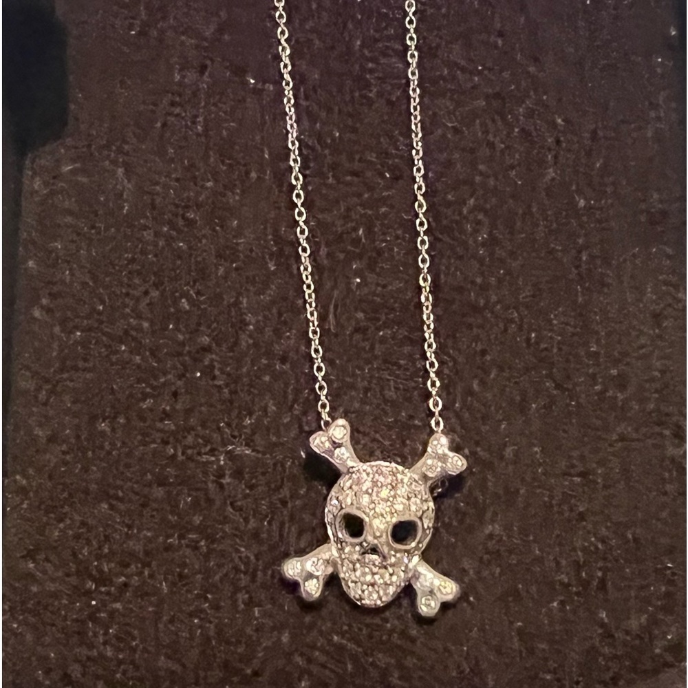 ROBERTO COIN TINY TREASURES SKULL NECKLACE 18K White Gold.